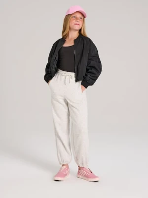 Sinsay - Spodnie dresowe jogger ze ściągaczami na nogawkach - beżowy