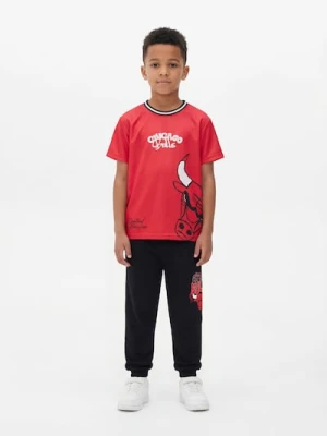 Sinsay - Spodnie dresowe loose Chicago Bulls NBA - czarny