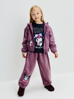 Sinsay - Spodnie dresowe loose jogger Kuromi - fioletowy
