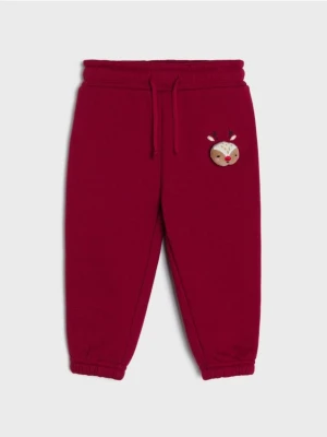 Sinsay - Spodnie dresowe z motywem świątecznym - czerwony