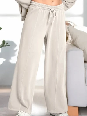 Sinsay - Spodnie dresowe z szerokimi nogawkami - kremowy