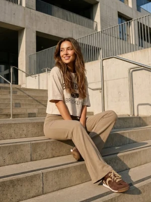 Sinsay - Spodnie flare - brązowy