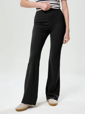 Sinsay - Spodnie flare - czarny
