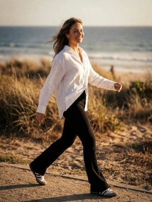 Sinsay - Spodnie flare - czarny