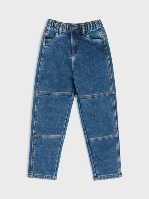 Sinsay - Spodnie jeansowe comfort straight z domieszką wiskozy i przeszyciami - indigo jeans