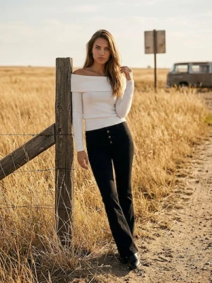 Sinsay - Spodnie jeansowe flare - czarny