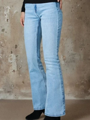Sinsay - Spodnie jeansowe flare - niebieski