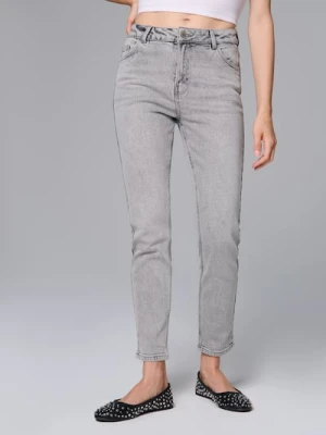 Sinsay - Spodnie jeansowe mom comfort fit - szary