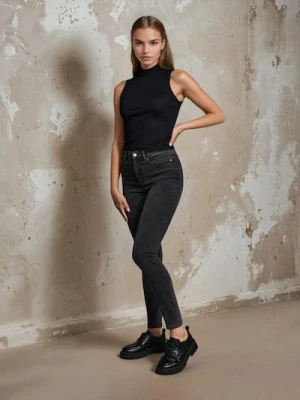 Sinsay - Spodnie jeansowe skinny - szary