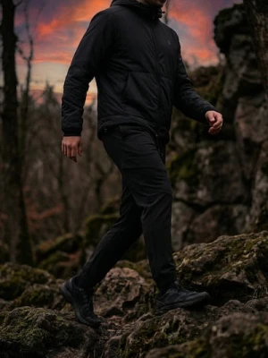 Sinsay - Spodnie jogger sportowe SNSY PERFORMANCE - czarny