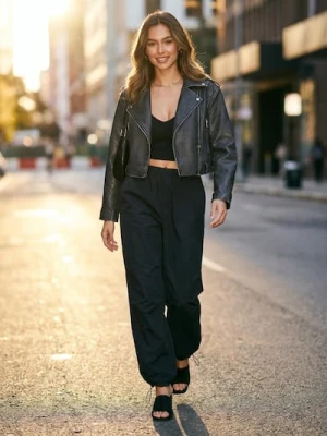 Sinsay - Spodnie parachute - czarny