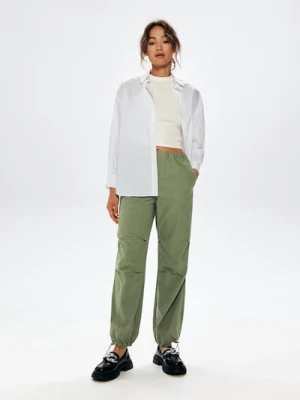 Sinsay - Spodnie parachute - zielony