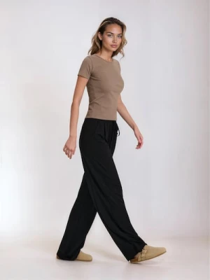 Sinsay - Spodnie straight leg - czarny