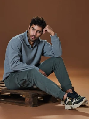 Sinsay - Spodnie tapered cargo fit - khaki