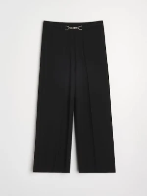 Sinsay - Spodnie wide leg z dekoracyjną klamrą - czarny