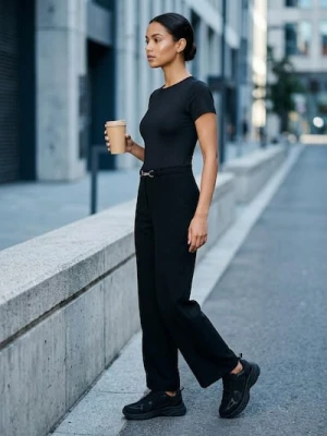 Sinsay - Spodnie wide leg z dekoracyjną klamrą - czarny