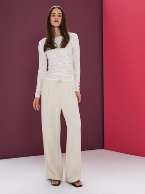 Sinsay - Spodnie wide leg z domieszką wiskozy - kremowy