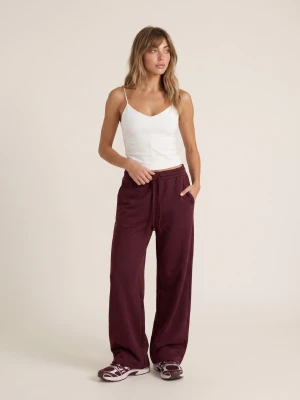 Sinsay - Spodnie wide leg z kieszeniami i domieszką wiskozy, soft touch - czerwony
