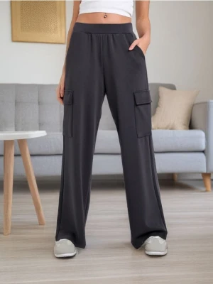 Sinsay - Spodnie wide leg z kieszeniami - szary