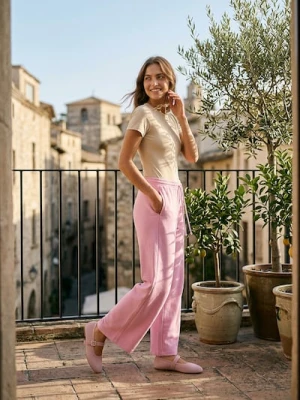 Sinsay - Spodnie wide leg z miękkiej dzianiny z domieszką wiskozy soft touch - różowy