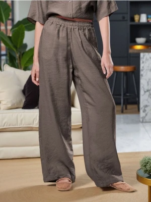 Sinsay - Spodnie wide leg z modalem - brązowy