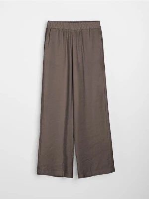 Sinsay - Spodnie wide leg z modalem - kremowy