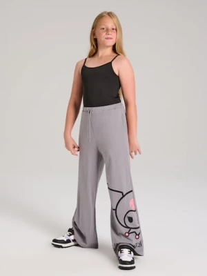 Sinsay - Spodnie wide leg z nadrukiem Hello Kitty - szary