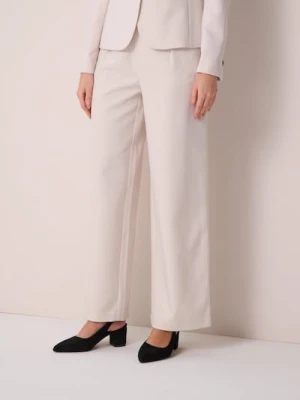 Sinsay - Spodnie wide leg z paskiem - kremowy