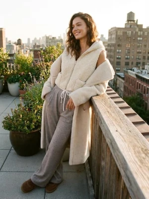 Sinsay - Spodnie wide leg z wiązaniem - beżowy