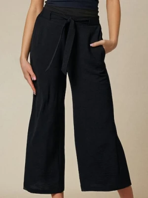 Sinsay - Spodnie wide leg z wiązaniem - czarny
