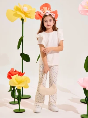 Sinsay - Spodnie z elastycznej prążkowanej dzianiny - kremowy