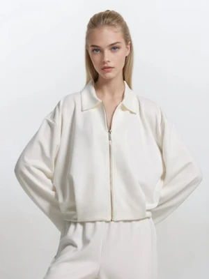 Sinsay - Strukturalna bluzka z kołnierzykiem - kremowy