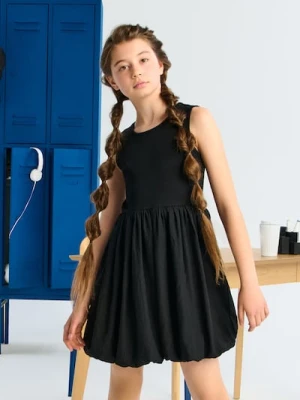 Sinsay - Sukienka bez rękawów z marszczonym dołem - czarny