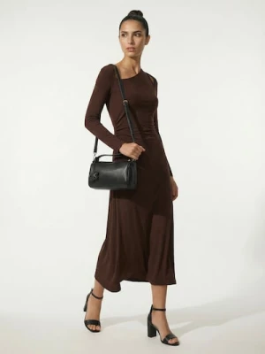 Sinsay - Sukienka maxi z asymetrycznym dekoltem - brązowy