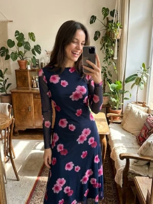 Sinsay - Sukienka maxi z dekoltem na plecach w kwiaty - wielobarwny