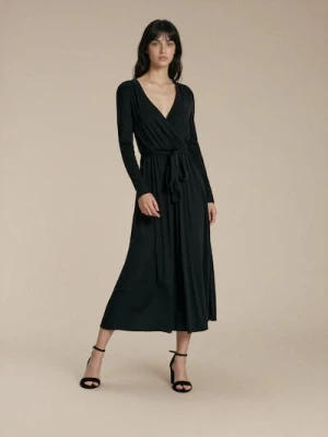 Zdjęcie produktu Sinsay - Sukienka midi z ozdobnym wiązaniem z domieszką wiskozy - czarny
