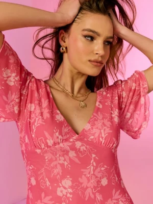 Sinsay - Sukienka midi z rozszerzanym krótkim rękawem w kwiaty - wielobarwny