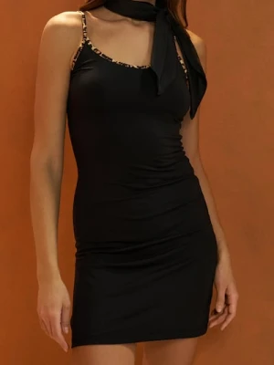 Sinsay - Sukienka mini na ramiączkach - czarny