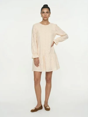 Sinsay - Sukienka mini z ażurowym wzorem - kremowy