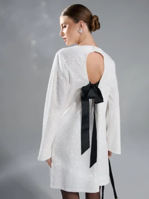 Sinsay - Sukienka mini z cekinami - kremowy