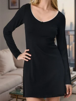 Sinsay - Sukienka mini z prążkowanej dzianiny - czarny