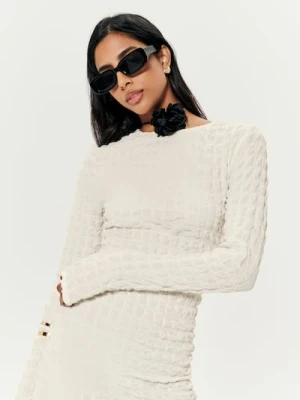 Sinsay - Sukienka mini ze strukturalnym wzorem - kremowy