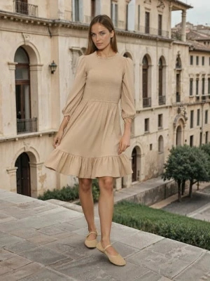 Sinsay - Sukienka szmizjerka z ozdobnymi falbankami - beżowy