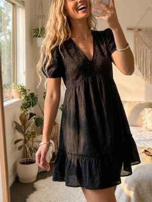 Sinsay - Sukienka z krótkim rękawem - czarny