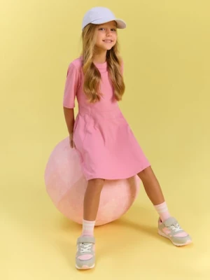 Sinsay - Sukienka ze sportowej dzianiny z ochroną przeciwsłoneczną UPF50+ - różowy