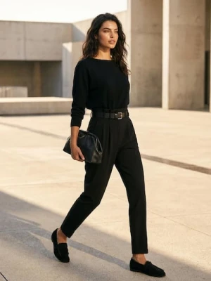 Sinsay - Sweter basic z ozdobnym przeszyciem z wiskozą - czarny