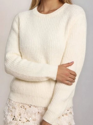 Sinsay - Sweter o grubym splocie z domieszką wełny - kremowy