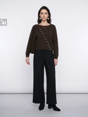 Sinsay - Sweter oversize z ozdobnymi guzikami - brązowy