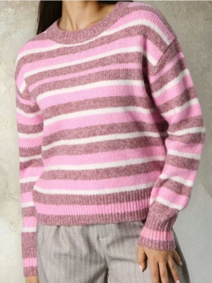 Sinsay - Sweter w paski z domieszką wełny - wielobarwny
