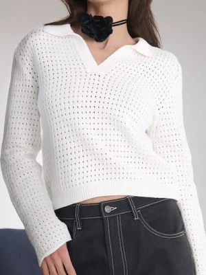 Sinsay - Sweter z kołnierzykiem z ażurowym wykończeniem - kremowy